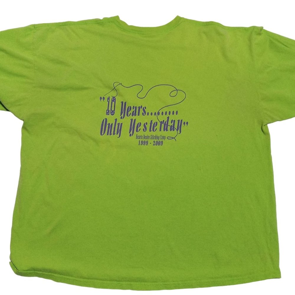 Hearts Desire Stitching Camp T Shirt Green 3XL 3x Tshirt 2009 Crafter USED